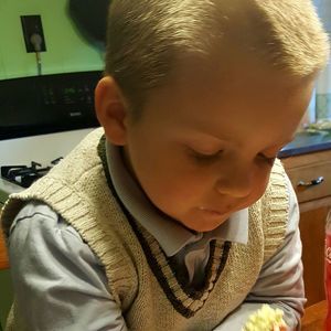 Meet your Posher, Dee